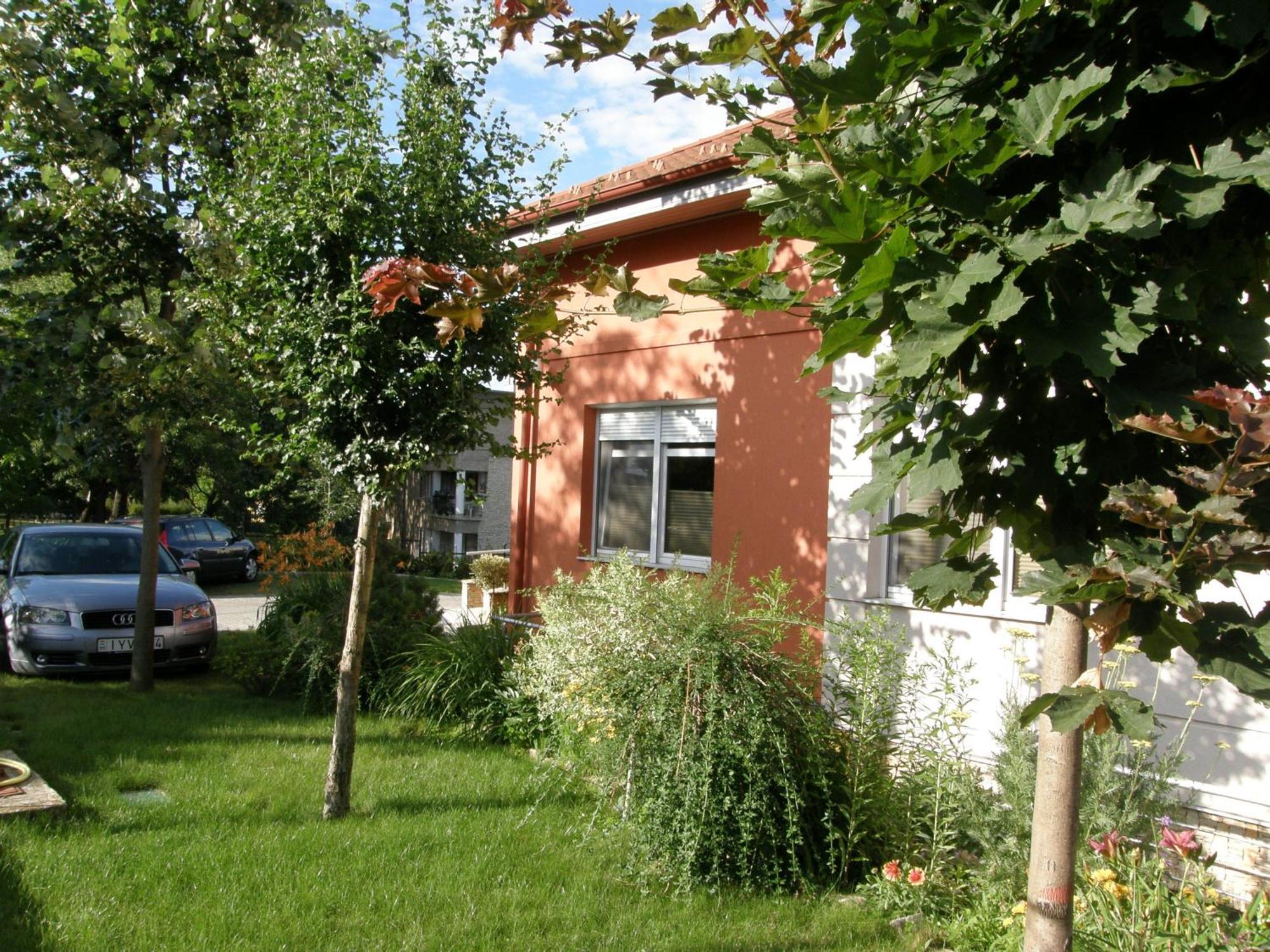 Hotel Promedicum Panzio Veszprém Zewnętrze zdjęcie